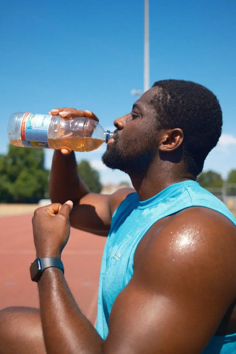 Wearable Tech and Strength Training: Maximizing Your Workouts with Smart Devices and 12reps