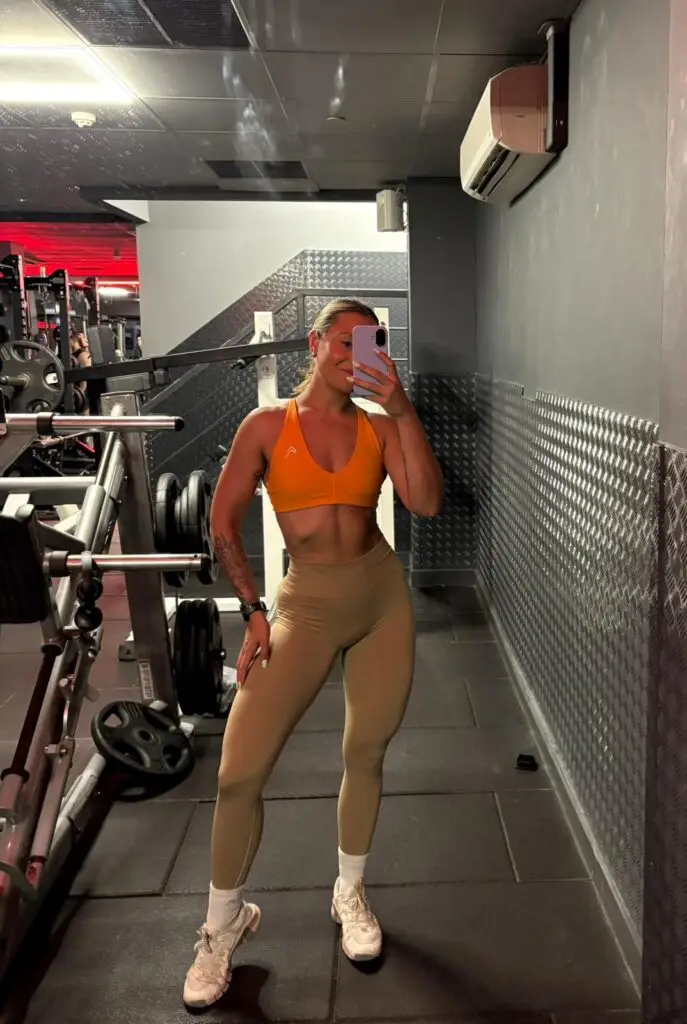 Strength Training Upper Body for Women: Breaking Barriers and Building Power