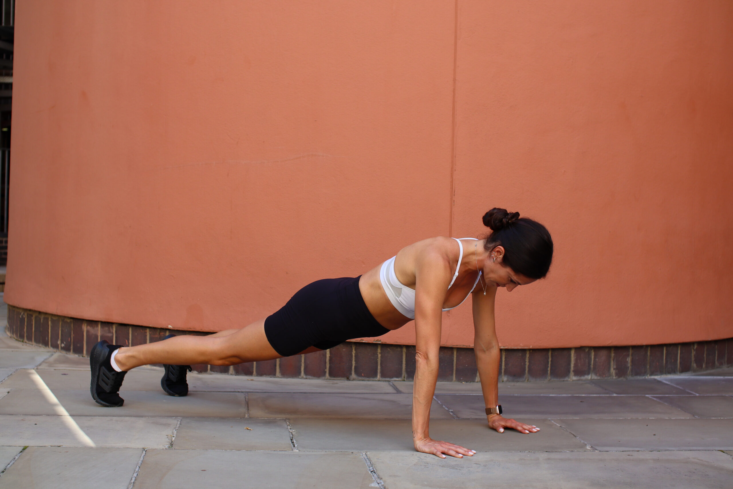 The Ultimate 3-Day Strength Training Split for Advanced Petite Women: Build Dense Muscle & Unleash Your Power