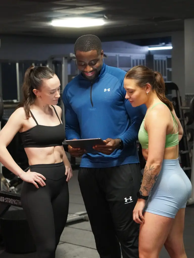 3-Day Strength Training Split for Curvy Women: Build Muscle & Embrace Your Curves