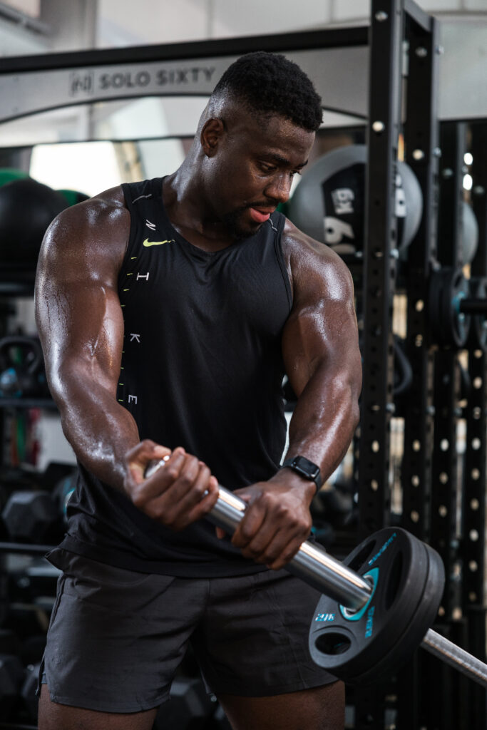 Strength vs. Hypertrophy Training: A Personal Trainer’s Guide to Building Muscle and Power
