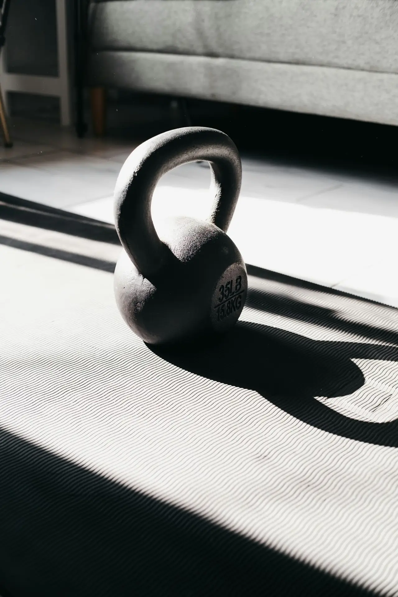 Ultimate Lower-Body Workout: Kettlebells & Machines | 12Reps App