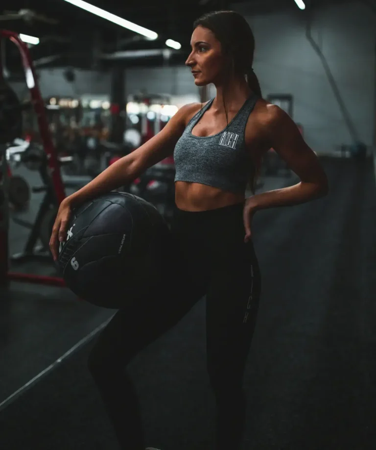 30-Day Gym Challenge for Petite Women: Sculpt & Strengthen