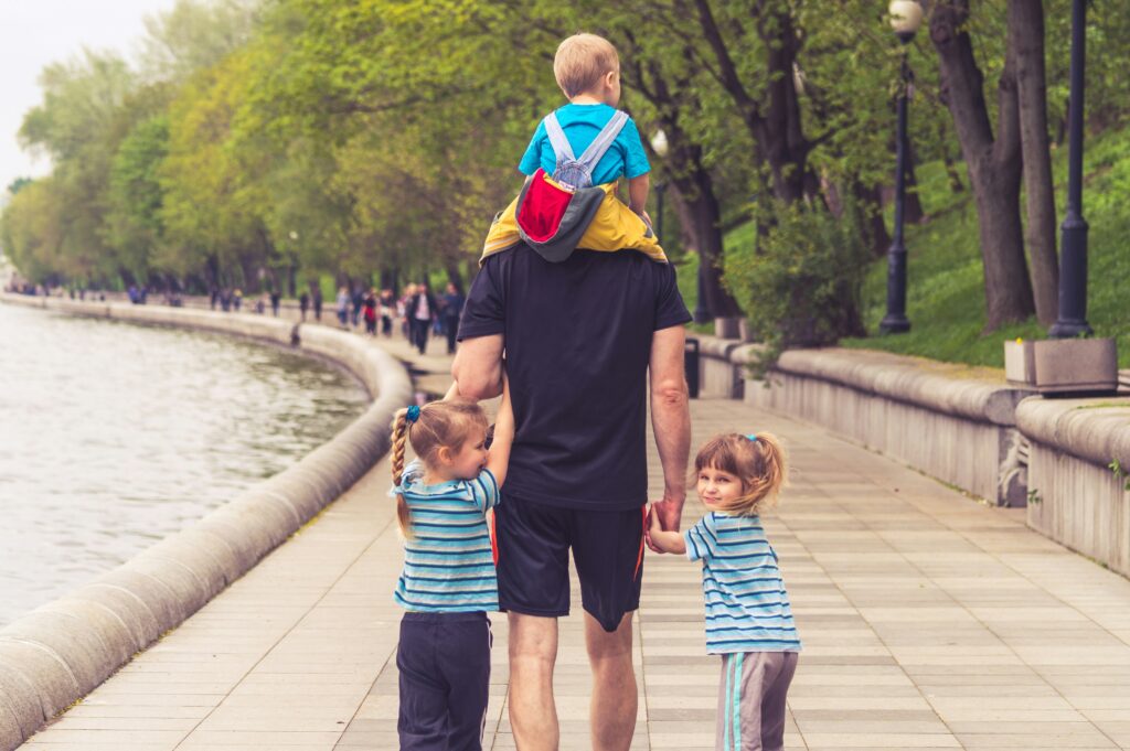 How New Dads Can Find Time to Work Out (Even With a Newborn)